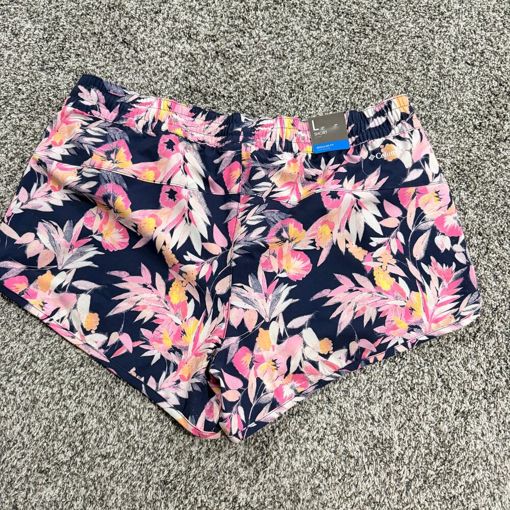 New with tags, Women's Columbia Bogata Bay Stretch 3" Inseam Shorts, Large (L) - Picture 2 of 8